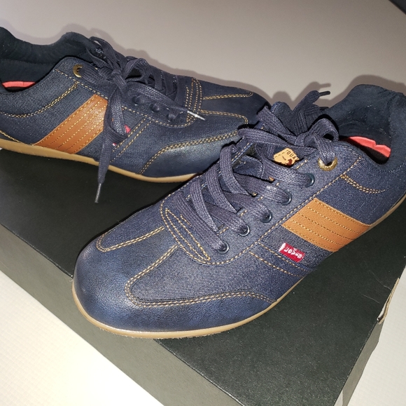 Mens Chic Levi's Denim Shoes